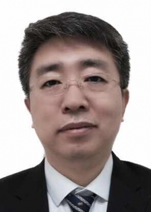 李铁山
